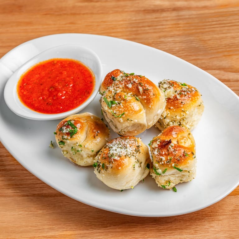 Delicious Garlic Knots