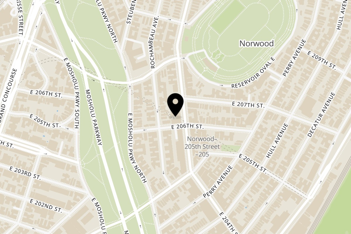 Map showing the location of Georgie's Pizza and Restaurant on 3167 Bainbridge Ave in Bronx